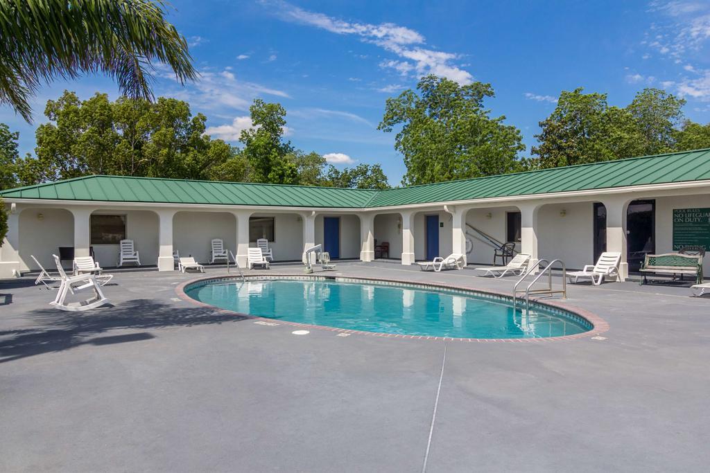 Motel 6 Waycross Zewnętrze zdjęcie