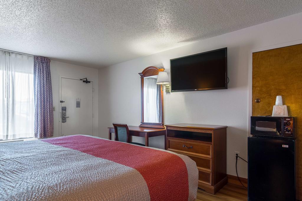 Motel 6 Waycross Zewnętrze zdjęcie