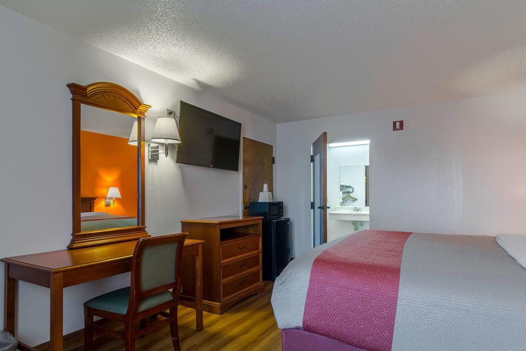 Motel 6 Waycross Zewnętrze zdjęcie
